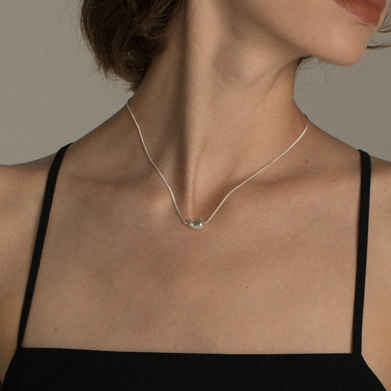 Elegant And Versatile Gold Bean Ingot Classic Necklace