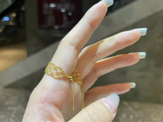 18K Yellow Gold Lace Pull Adjustment Ring For Women